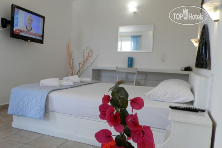 New photos from tourists Alexandros Village