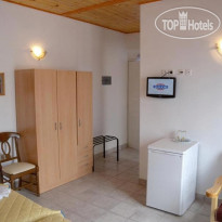 Apollon Rooms 