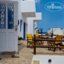 Apollon Rooms 