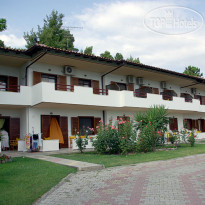 Elena Apartments And Studios Отель