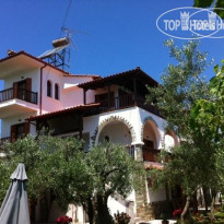 Mantzanas Apartments