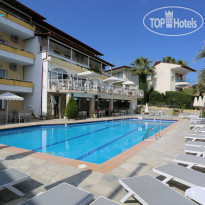 Tropical Hotel Hanioti