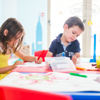 Ikos Olivia Детский клуб