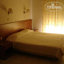 Nikos Hotel 