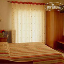 Nikos Hotel 