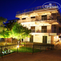 Salonikiou Beach Deluxe Apartments