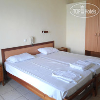Vourvourou Hotel 