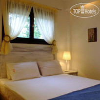 Christaras Apartments 