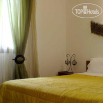 Christaras Apartments 