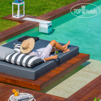 Avaton Luxury Villas Resort