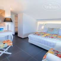 Avaton Luxury Villas Resort