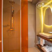 Avaton Luxury Villas Resort