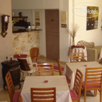 Thalia Rooms 