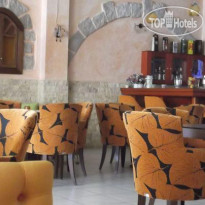 Papagalos Hotel