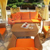 Petros Italos Bed & Breakfast