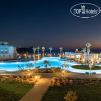 Portes Lithos Luxury Resort 