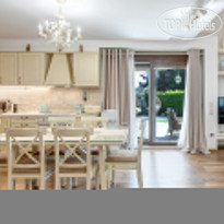 Azalea Villa