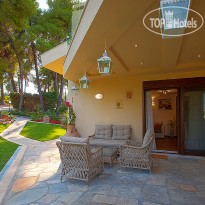 Azalea Villa