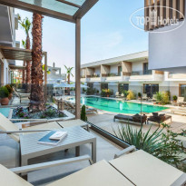 Pefki Deluxe Residences 