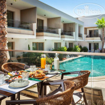 Pefki Deluxe Residences 