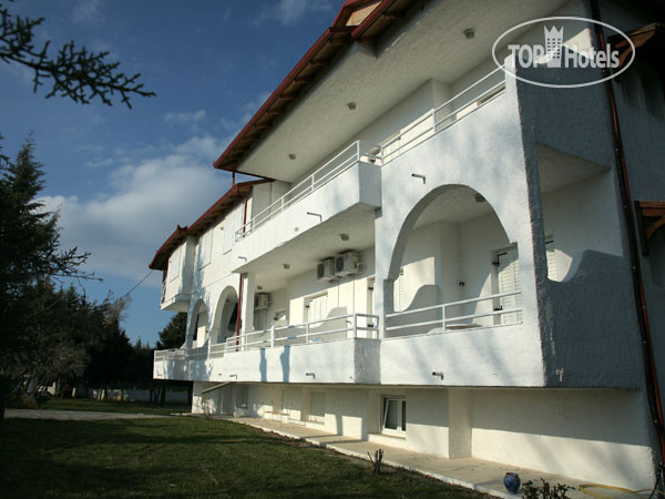 Hotelier's photos Anastasia Apartments Fourka 2*