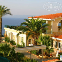 Aristoteles Beach Hotel 