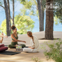 Sani Beach Club & Spa