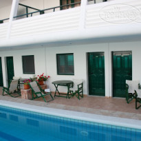 Villa Cariatis