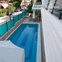 Villa Cariatis