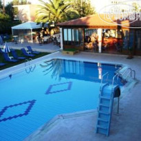 Koursaros Apartments Бассейн