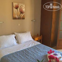 Koursaros Apartments Номер