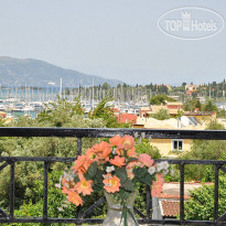 Pyrros Hotel Вид из номера