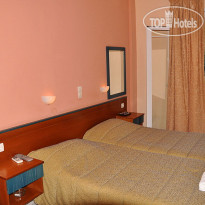 Pyrros Hotel Номер