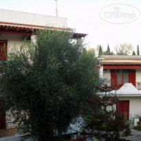 Pergola Hotel Studios Отель