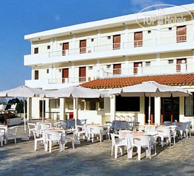 Hotel photo Prassino Nissi 2*