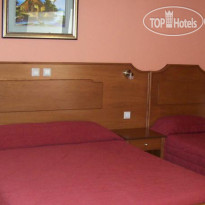 Thomas Bay Hotel