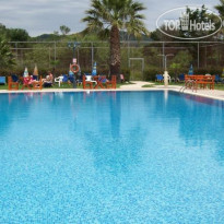 Thomas Bay Hotel