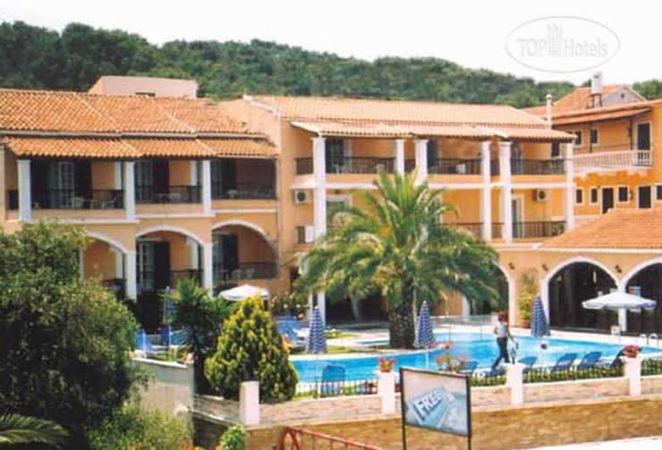 Hotel photo Perros Hotel 2*