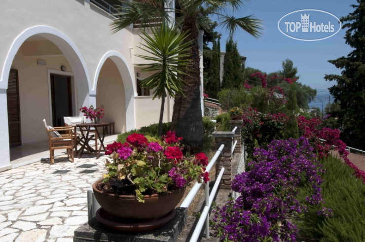 Hotel photo Captains Apartments 