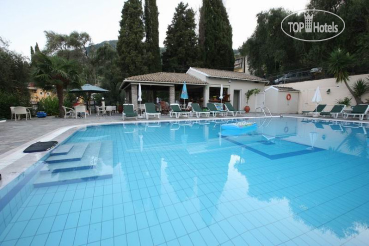 Elli Marina Studios and Apartments