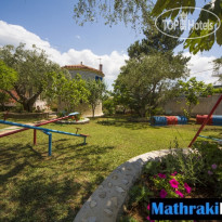 Mathraki Resort
