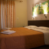 Metaxa Apartments