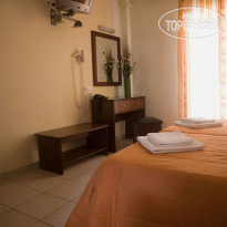 Metaxa Apartments