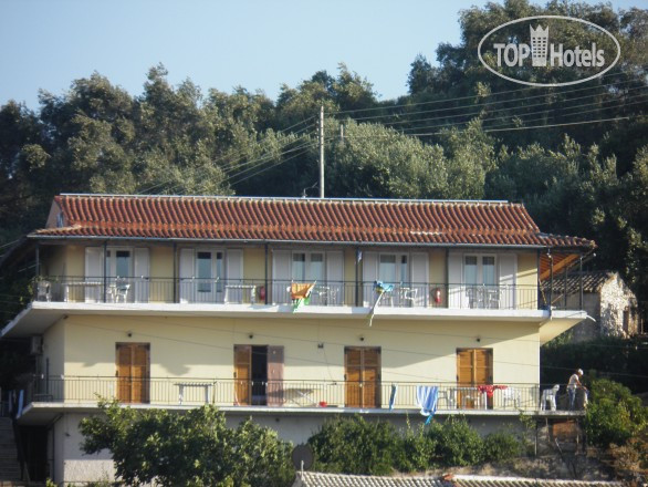 Hotel photo Fatiras Studios 