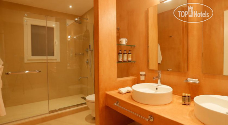 New photos from tourists Pictures Suites