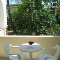 Feeloxenia Corfu Apartments  