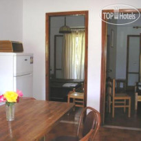 Feeloxenia Corfu Apartments  