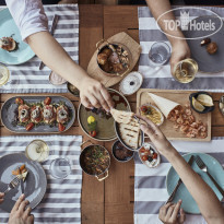 Kontokali Bay Parea by the beach