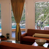 Ithea Suites Hotel