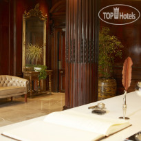 Mayor Mon Repos Palace Art Hotel reception